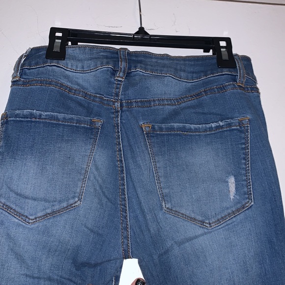 Cute distressed high waist refuge jeans - Picture 3 of 5